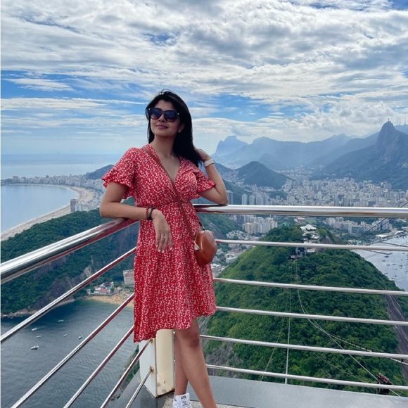 Red Dress - Picture 1 of 3